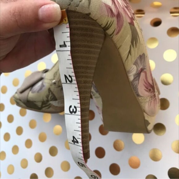 Fashion Women’s Floral Peep Toe High Heel - Picture 1 of 5